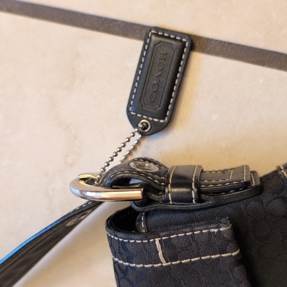 Coach Coach 3628 Vintage Soho Shoulder Bag Black Canvas Leather Monogram - Picture 9 of 14